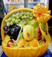 Giỏ hoa quả nhập khẩu 2 triệu đồng