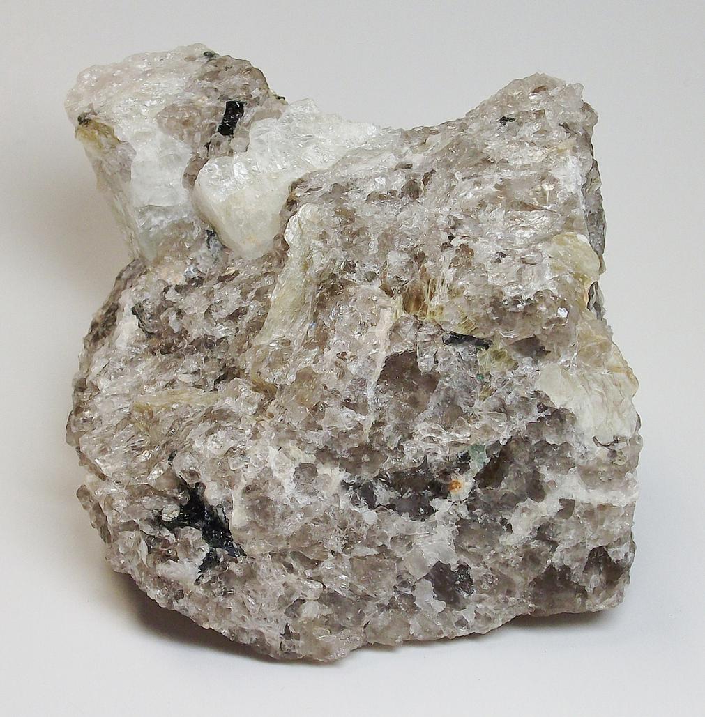 Beryl var: Goshenite - Gillette Quarry, Middlesex Co., Connecticut