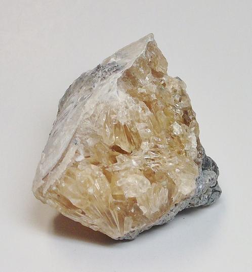 Fluorescent & Phosphorescent Calcite Rucks pit Florida