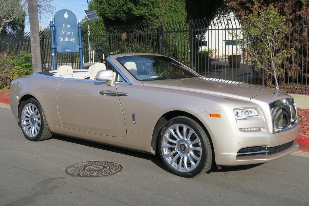 2019 Rolls-Royce Dawn -'s photo
