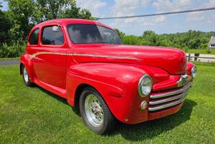 1946 Ford Deluxe Street Rod