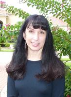 Dee Leone Author Bio