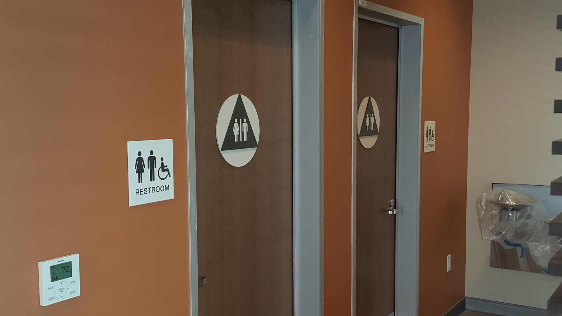 Premier Sign installations In Tracy, Ca