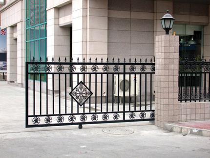 power sliding gate operator