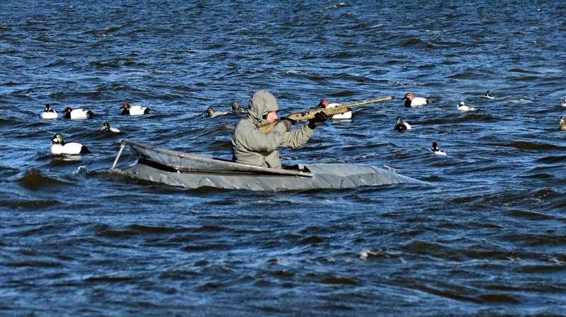 one man duck hunting boats