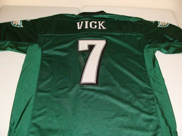 michael vick eagles t shirt