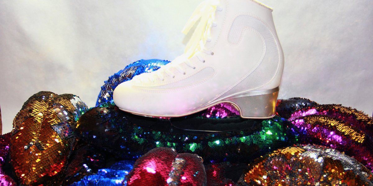 Fuzzy Soakers Figure Skate Blade Covers Soakers
