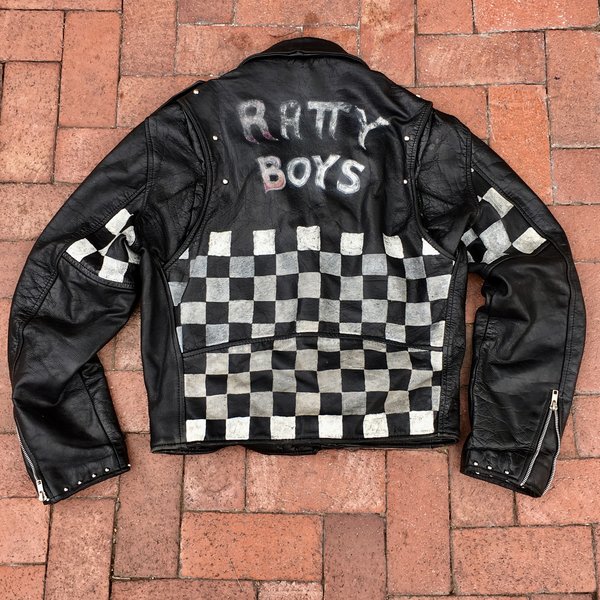 VINTAGE BIKER GANG RATTY BOYS STUDDED RACER FLAG PUNK ROCK LEATHER