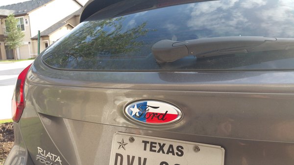 How 2 glue plastic lettering back on 2001 ford escape #5