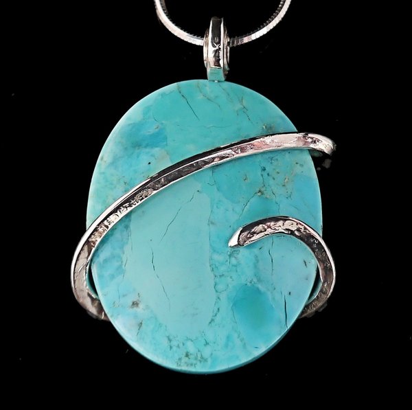 Kingman Grade Turquoise Cabochon Necklace With Sterling Silver