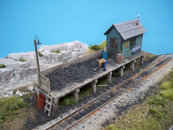 on30 scale figures
