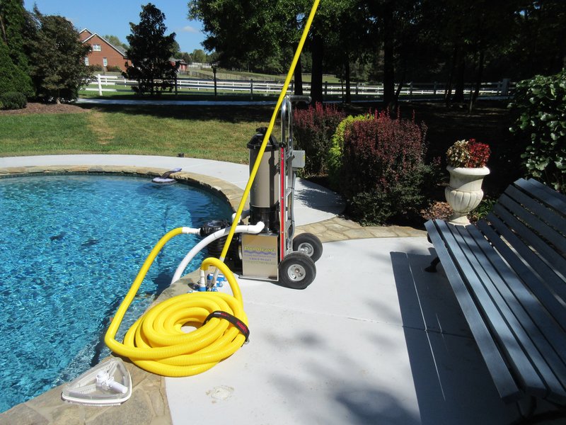 Product Info Pool Weasel portable commercial pool vacuum and fountain